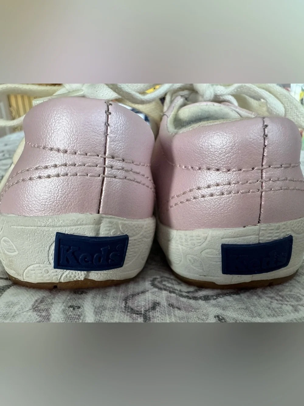 Keds Light Pink Leather Toddler Lace-Up Sneakers - size 4W